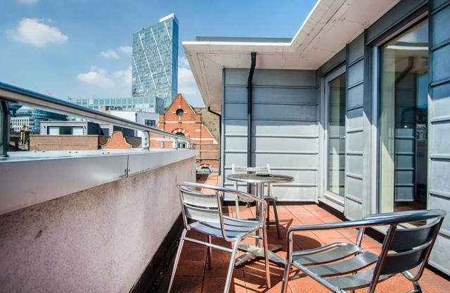  Image of 3 bedroom Apartment to rent in Wheler Street London E1 at London, E1 6ND