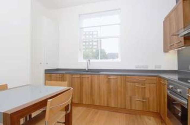  Image of 2 bedroom Property to rent in White Horse Road London E1 at White Horse Road  London, E1 0NL
