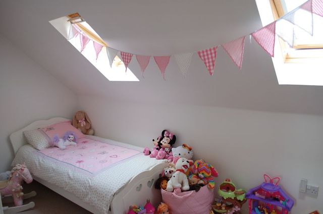  Image of 4 bedroom Terraced house for sale in Wingfield Drive Orsett Grays RM16 at Wingfield Drive  Orsett, RM16 3HE