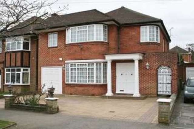  Image of 4 bedroom Detached house for sale in Harrowes Meade Edgware HA8 at Harrowes Meade  Edgware, HA8 8RR