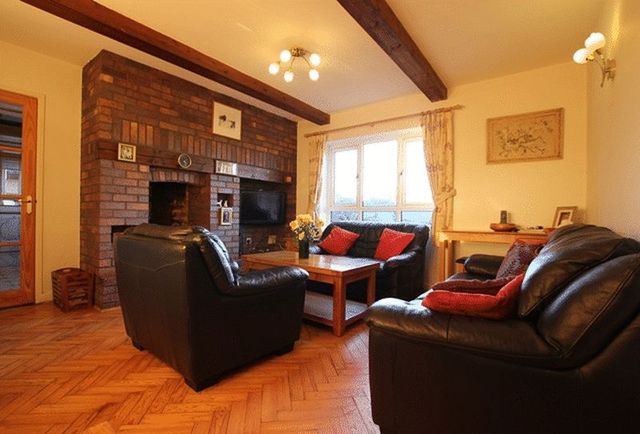  Image of 4 bedroom Detached house for sale in Neston Road Burton Neston CH64 at Neston Road Burton Neston, CH64 5TA