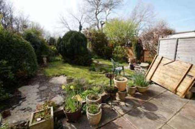  Image of 2 bedroom Detached house to rent in Yeo Close Weston-super-Mare BS23 at Yeo Close  Weston-Super-Mare, BS23 3XZ