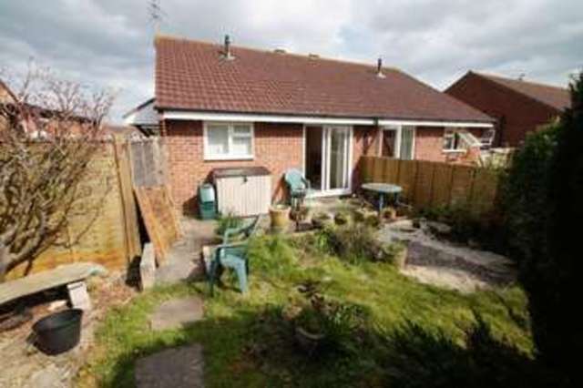  Image of 2 bedroom Detached house to rent in Yeo Close Weston-super-Mare BS23 at Yeo Close  Weston-Super-Mare, BS23 3XZ