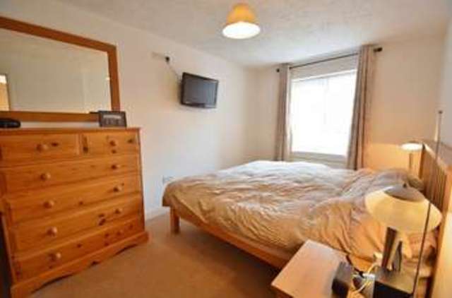  Image of 3 bedroom Terraced house for sale in Youens Drive Thame OX9 at Youens Drive  Thame, OX9 3ZQ