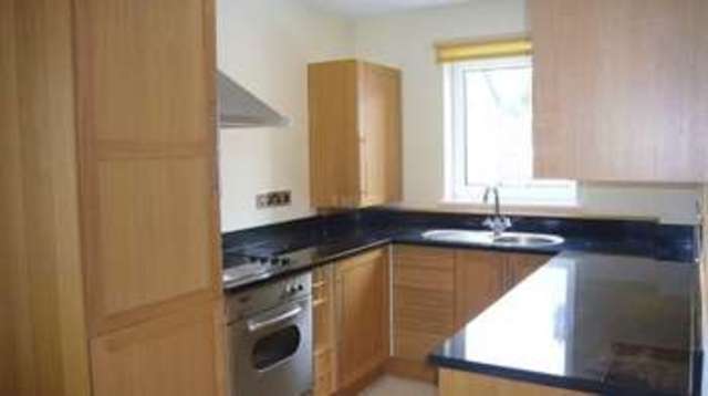  Image of 2 bedroom Flat to rent in Parliament Street Crediton EX17 at Parliament Street  CREDITON, EX17 2AW