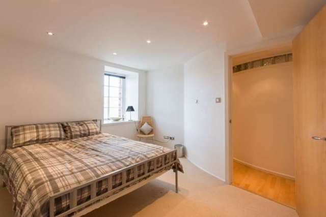  Image of 3 bedroom Flat for sale in Breadalbane Street Edinburgh EH6 at Breadalbane Street  Edinburgh, EH6 5JJ