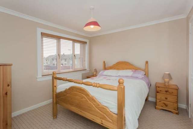  Image of 2 bedroom End of Terrace for sale in Briery Court Kilbirnie KA25 at Briery Court  Kilbirnie, KA25 6JD