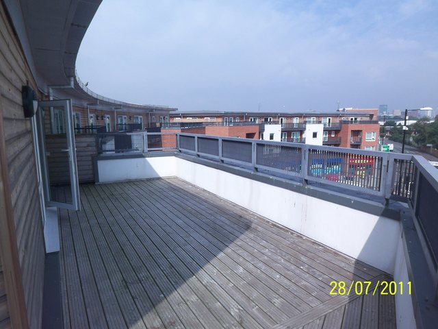  Image of 2 bedroom Flat to rent in Stockport Road Longsight Manchester M13 at Grove Village Ardwick Rusholm, M13 9AB