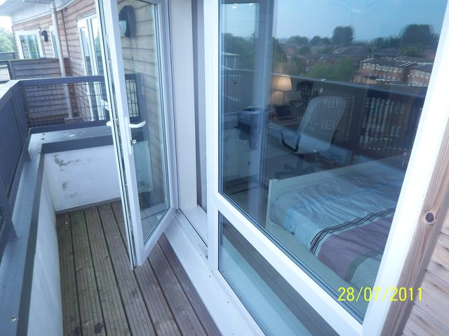  Image of 2 bedroom Flat to rent in Stockport Road Longsight Manchester M13 at Grove Village Ardwick Rusholm, M13 9AB