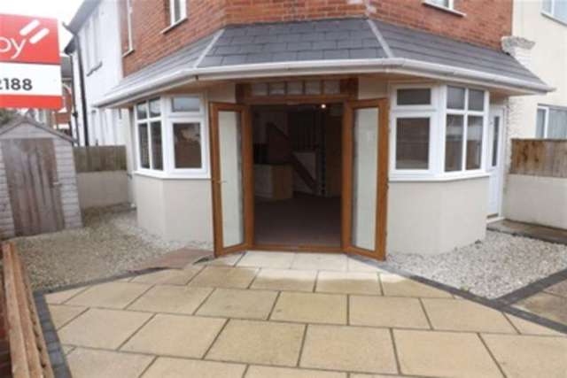  Image of 2 bedroom Detached house to rent in Stamford Road Southbourne Bournemouth BH6 at Bournemouth, BH6 5DT