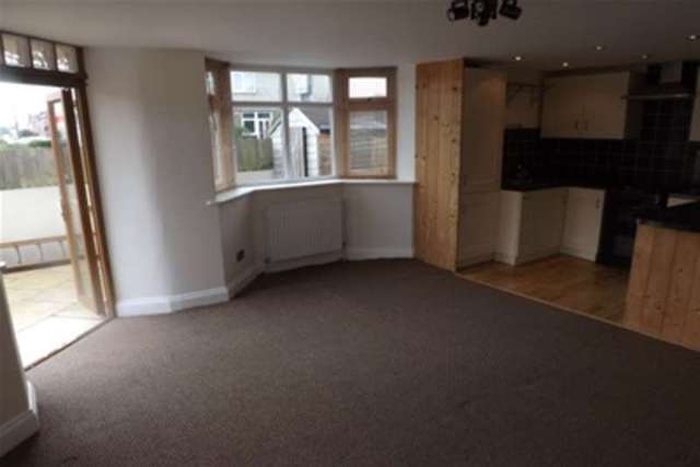  Image of 2 bedroom Detached house to rent in Stamford Road Southbourne Bournemouth BH6 at Bournemouth, BH6 5DT