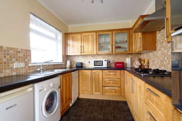  Image of 3 bedroom Bungalow for sale in Poets View Kirkintilloch Glasgow G66 at Poets View  Glasgow, G66 3HT