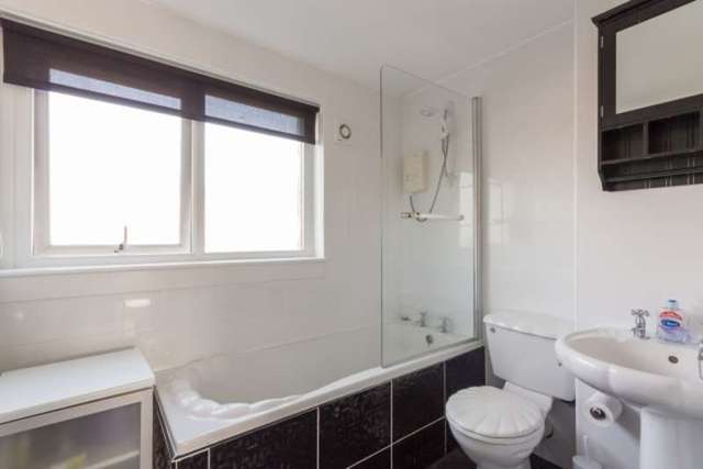  Image of 1 bedroom Ground Flat for sale in Calder Gardens Edinburgh EH11 at Calder Gardens  Edinburgh, EH11 4JR