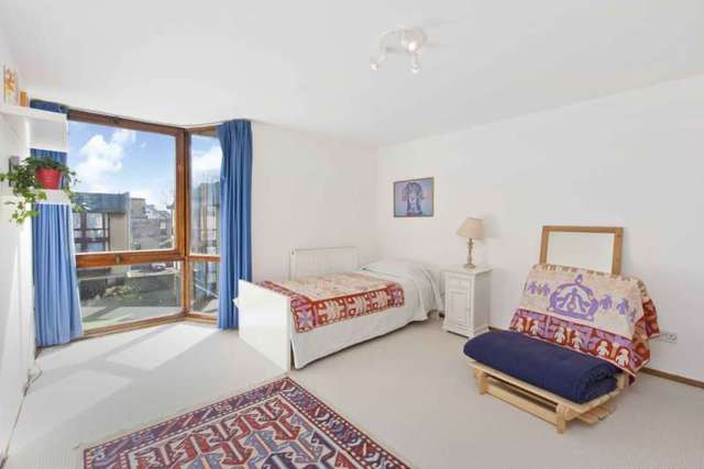  Image of 5 bedroom End of Terrace for sale in Oswald Court Edinburgh EH9 at Oswald Court  Edinburgh, EH9 2HY