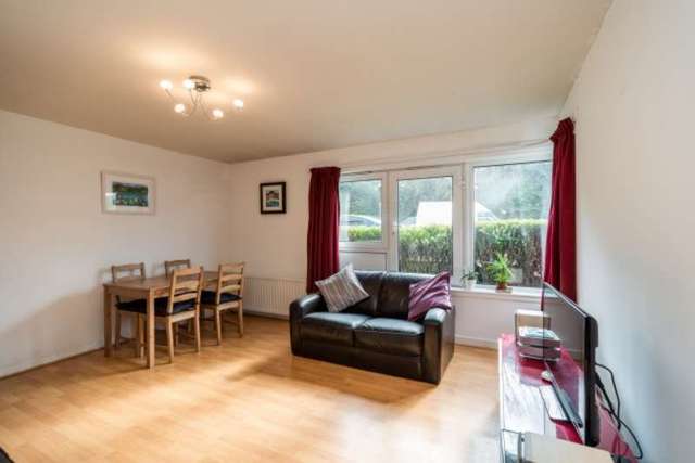  Image of 2 bedroom Ground Flat for sale in Granton Road Trinity Edinburgh EH5 at Granton Road  Edinburgh, EH5 1HD