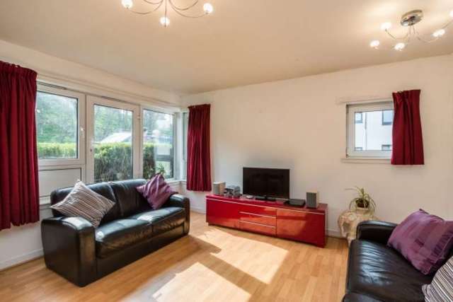  Image of 2 bedroom Ground Flat for sale in Granton Road Trinity Edinburgh EH5 at Granton Road  Edinburgh, EH5 1HD