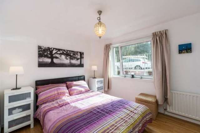  Image of 2 bedroom Ground Flat for sale in Granton Road Trinity Edinburgh EH5 at Granton Road  Edinburgh, EH5 1HD