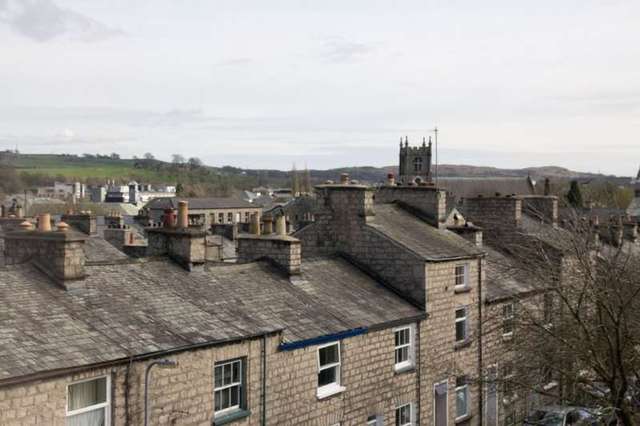  Image of 1 bedroom Flat for sale in Caroline Street Kendal LA9 at Kendal  Cumbria, LA9 4SH