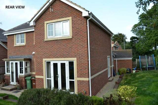  Image of 4 bedroom Detached house for sale in The Oakes Wakefield WF1 at Wakefield Outwood, WF1 4FD
