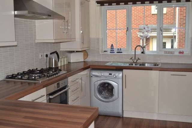  Image of 4 bedroom Detached house for sale in The Oakes Wakefield WF1 at Wakefield Outwood, WF1 4FD