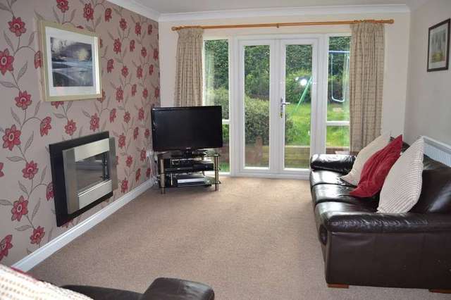  Image of 4 bedroom Detached house for sale in The Oakes Wakefield WF1 at Wakefield Outwood, WF1 4FD