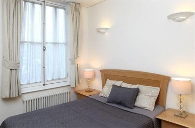  Image of 1 bedroom Flat to rent in Trebovir Road London SW5 at EARLS COURT, SW5 9NL
