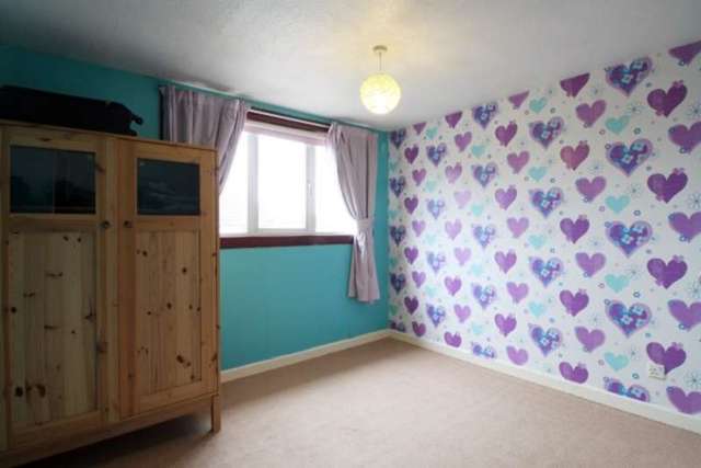  Image of 3 bedroom Semi-Detached house for sale in Drummormie Road Cairneyhill Dunfermline KY12 at Drummormie Road  Cairneyhill, KY12 8RL