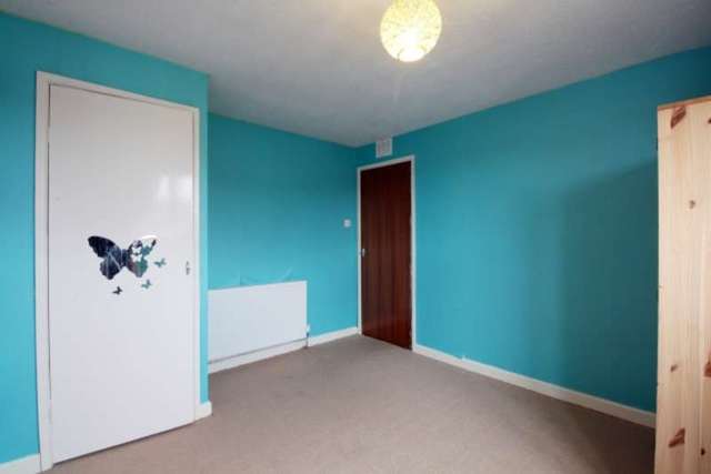  Image of 3 bedroom Semi-Detached house for sale in Drummormie Road Cairneyhill Dunfermline KY12 at Drummormie Road  Cairneyhill, KY12 8RL