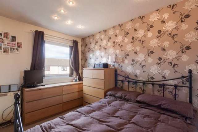  Image of 1 bedroom Semi-Detached house for sale in Nether Craigour Edinburgh EH17 at Nether Craigour  Edinburgh, EH17 7SB