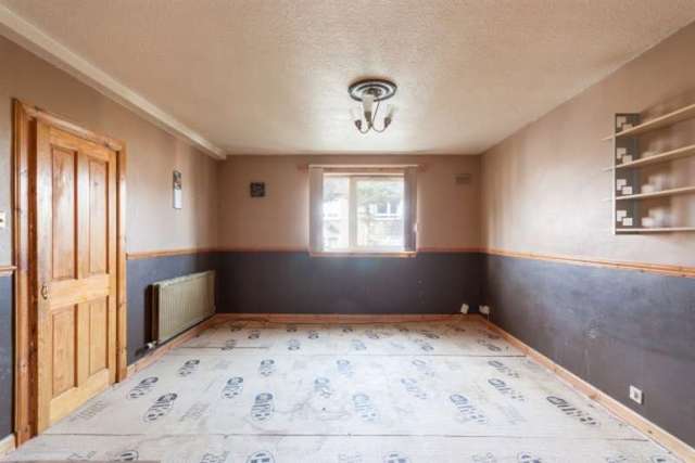  Image of 3 bedroom Terraced house for sale in Gilmerton Dykes Avenue Edinburgh EH17 at Gilmerton Dykes Avenue  Edinburgh, EH17 8ND