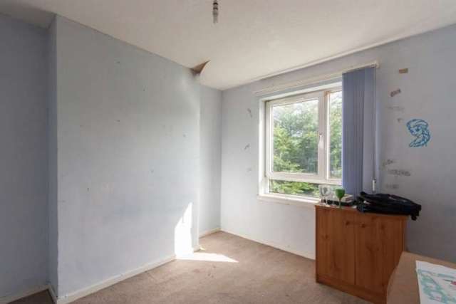  Image of 3 bedroom Terraced house for sale in Gilmerton Dykes Avenue Edinburgh EH17 at Gilmerton Dykes Avenue  Edinburgh, EH17 8ND