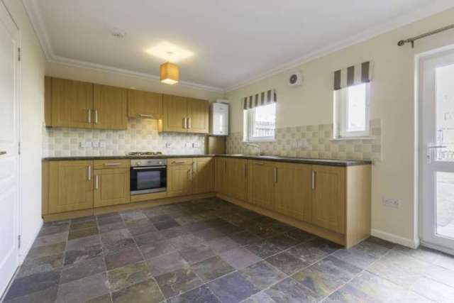  Image of 4 bedroom Town House for sale in West Court Dundee DD3 at Dundee, DD3 6QB
