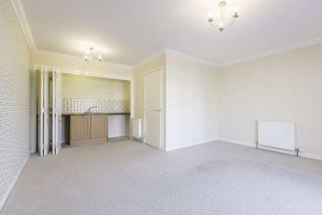  Image of 4 bedroom Town House for sale in West Court Dundee DD3 at Dundee, DD3 6QB