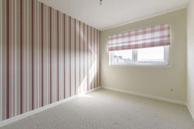  Image of 4 bedroom Town House for sale in West Court Dundee DD3 at Dundee, DD3 6QB
