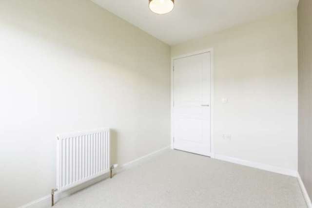  Image of 4 bedroom Town House for sale in West Court Dundee DD3 at Dundee, DD3 6QB