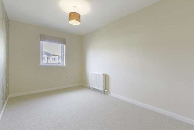  Image of 4 bedroom Town House for sale in West Court Dundee DD3 at Dundee, DD3 6QB