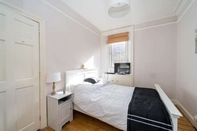  Image of 1 bedroom Flat for sale in Watson Crescent Edinburgh EH11 at Watson Crescent  Edinburgh, EH11 1ET