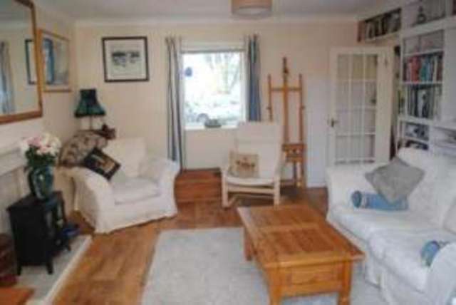  Image of 2 bedroom Maisonette for sale in St. Thomas Street Ryde PO33 at 45 St. Thomas Street Ryde Ryde, PO33 2DL