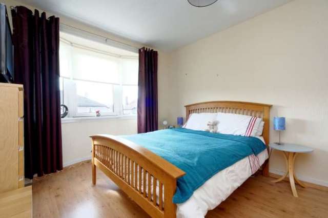  Image of 2 bedroom Flat for sale in Crofton Avenue Croftfoot Glasgow G44 at Crofton Avenue  Glasgow, G44 5HY