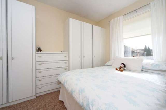  Image of 2 bedroom Flat for sale in Crofton Avenue Croftfoot Glasgow G44 at Crofton Avenue  Glasgow, G44 5HY