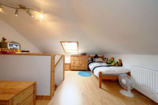  Image of 2 bedroom Flat for sale in Crofton Avenue Croftfoot Glasgow G44 at Crofton Avenue  Glasgow, G44 5HY
