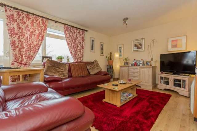  Image of 2 bedroom Flat for sale in Beauly Place East Kilbride Glasgow G74 at Beauly Place  East Kilbride, G74 1DD