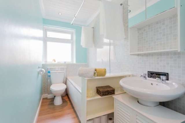  Image of 2 bedroom Terraced house for sale in Lynn Drive Kilbirnie KA25 at Lynn Drive  Kilbirnie, KA25 7BQ