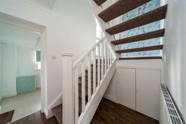  Image of 2 bedroom End of Terrace for sale in Mingle Place Bo