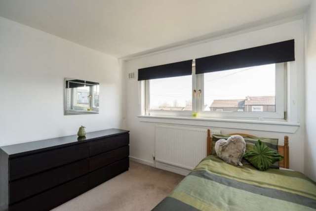  Image of 2 bedroom End of Terrace for sale in Mingle Place Bo