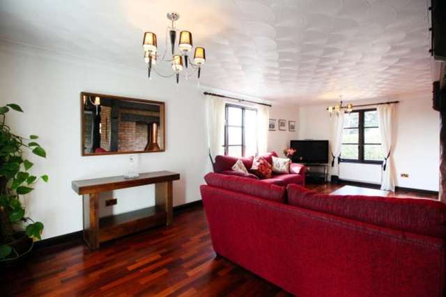  Image of 4 bedroom Detached Villa for sale in Walkerton Drive Leslie Glenrothes KY6 at Walkerton Drive  Glenrothes, KY6 3BT