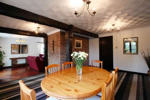  Image of 4 bedroom Detached Villa for sale in Walkerton Drive Leslie Glenrothes KY6 at Walkerton Drive  Glenrothes, KY6 3BT