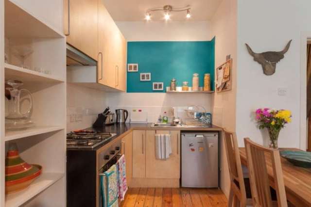  Image of 1 bedroom Flat for sale in Thistle Place Edinburgh EH11 at Thistle Place  Edinburgh, EH11 1JH