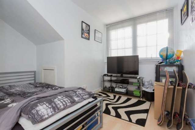  Image of 3 bedroom Detached house for sale in Dundonald Road Troon KA10 at Dundonald Road  Troon, KA10 6PQ
