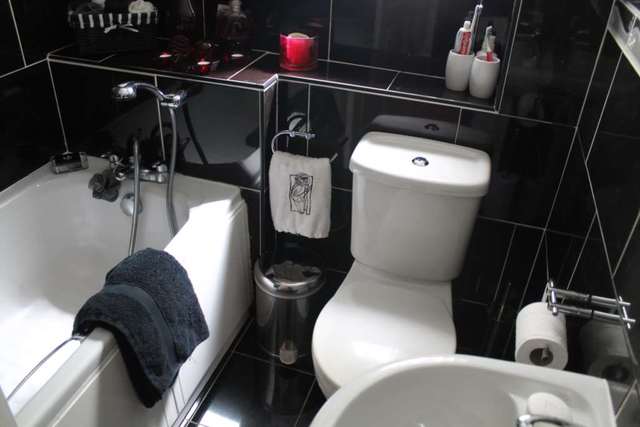  Image of 1 bedroom Flat for sale in Fisher Drive Paisley PA1 at Fisher Drive  Paisley, PA1 2TP